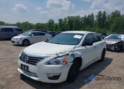 2015 Nissan Altima 2.5/2.5 S/2.5 Sl/2.5 Sv из США, поврежденный, VIN 1N4AL3AP2FC276895